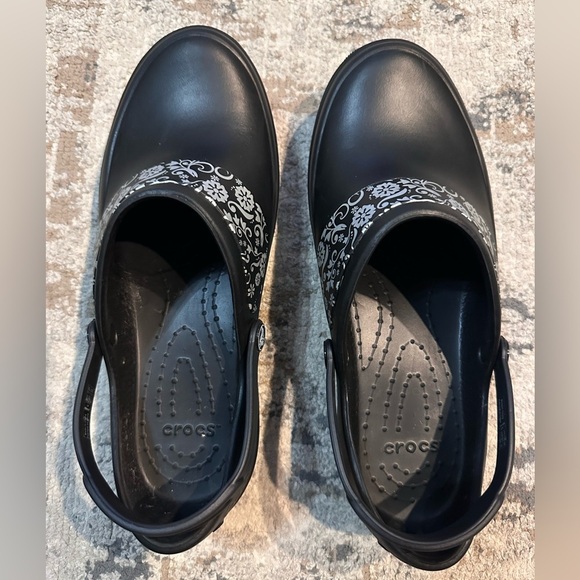 Crocs Women's Mercy Work Clog Black & Silver Floral Slip Resistant Size 11 - Picture 2 of 6